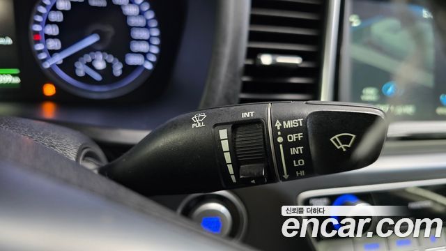 Hyundai Sonata 2018 — photo 29