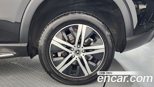 Mercedes-Benz GLE-Class 2020 — photo 7