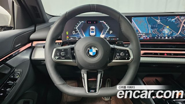 BMW 5-Series 2025 — photo 20