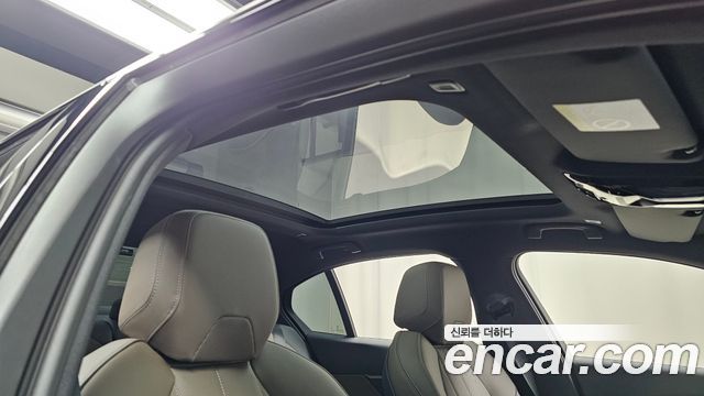 BMW 5-Series 2025 — photo 22