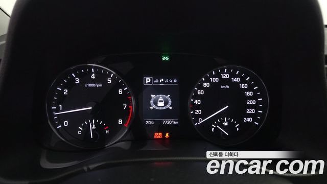 Hyundai AVANTE 2018 — photo 8