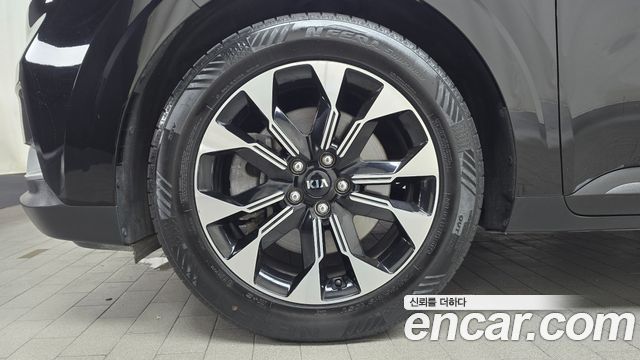 Kia Canival 2021 — photo 5