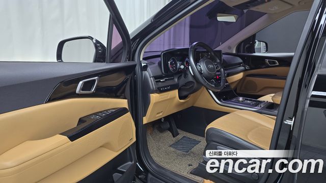 Kia Canival 2021 — photo 13