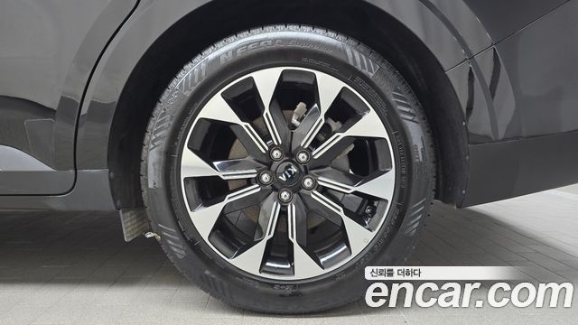 Kia Canival 2021 — photo 7