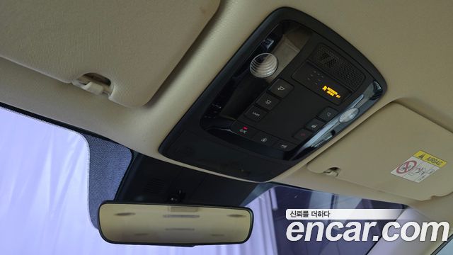 Kia Canival 2021 — photo 27