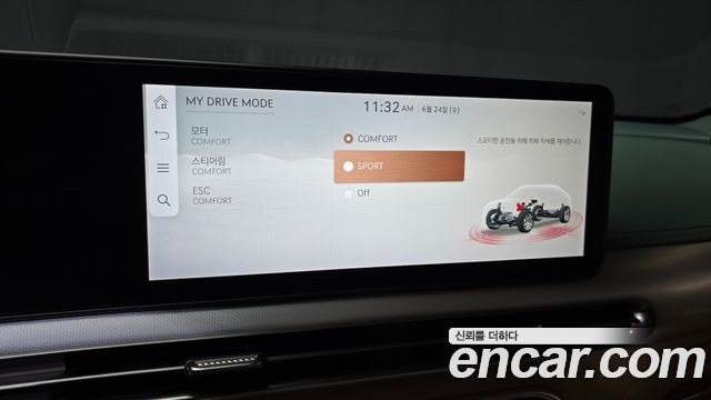 Genesis GV60 2023 — photo 39