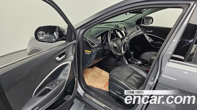 Hyundai Santafe 2017 — photo 10