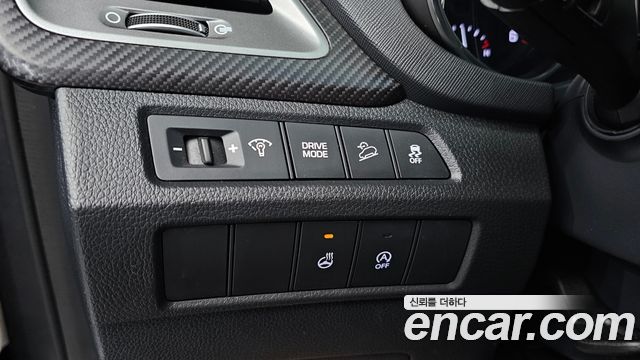 Hyundai Santafe 2017 — photo 14