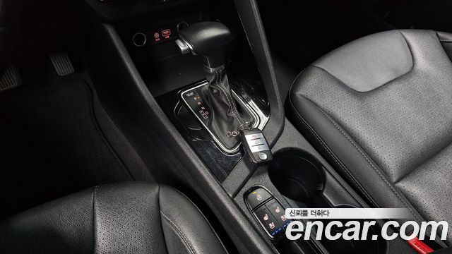 Kia Niro 2018 — photo 9