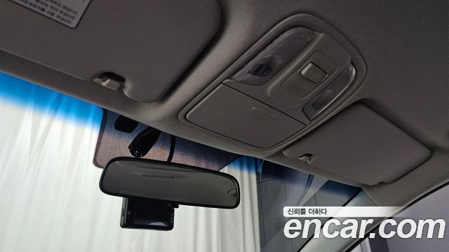 Kia Niro 2018 — photo 19