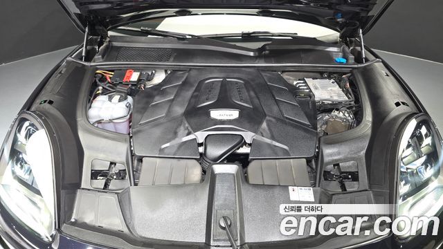 Porsche Cayenne 2021 — photo 6