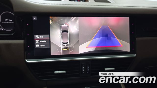 Porsche Cayenne 2021 — photo 21