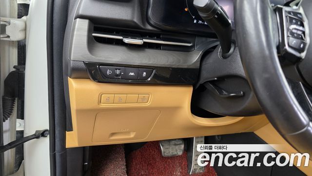 Kia Canival 2021 — photo 16