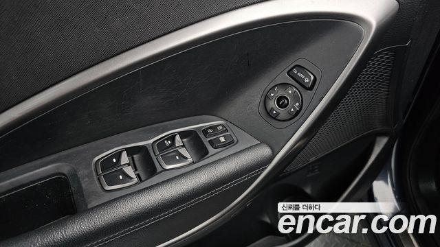 Hyundai Santafe 2015 — photo 23