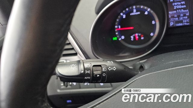 Hyundai Santafe 2015 — photo 30