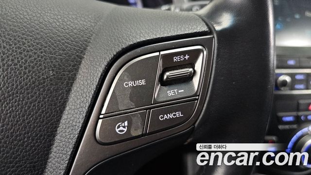 Hyundai Santafe 2015 — photo 31
