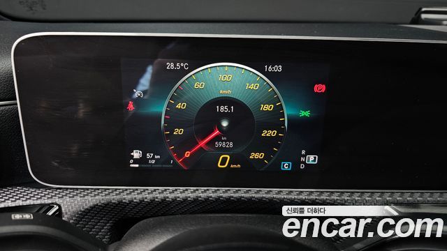 Mercedes-Benz A-Class 2020 — photo 11