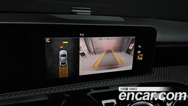 Mercedes-Benz A-Class 2020 — photo 20