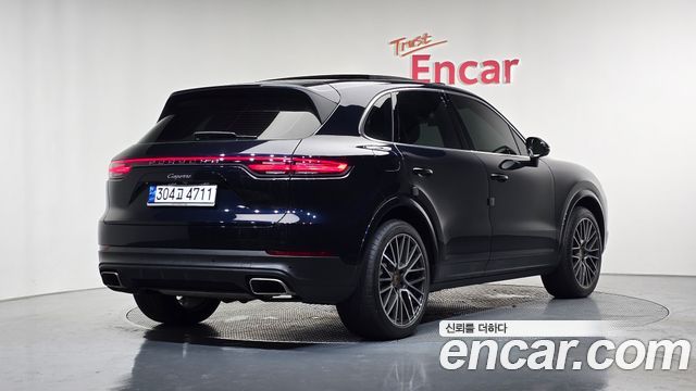 Porsche Cayenne 2021 — photo 2