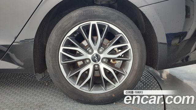 Kia K5 2023 — photo 7