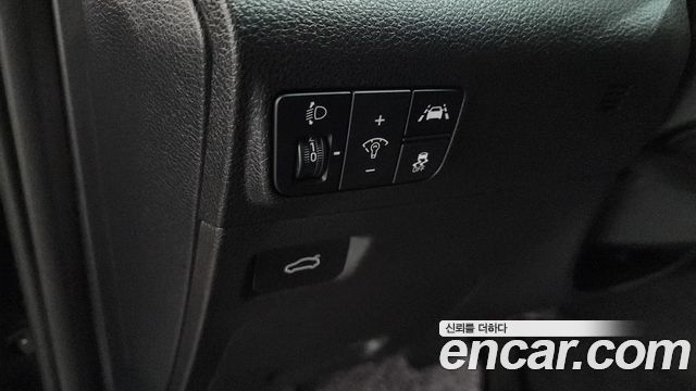 Kia K5 2023 — photo 33