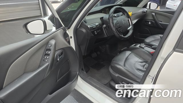 Citroën / DS C4 Picasso 2015 — photo 10