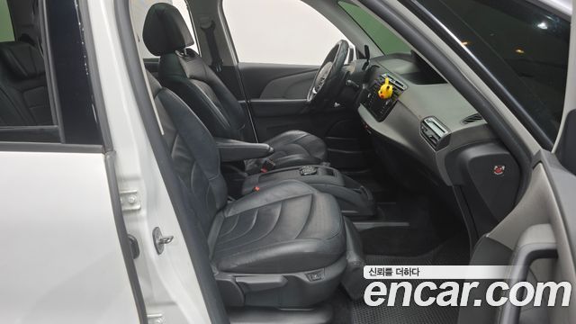 Citroën / DS C4 Picasso 2015 — photo 11