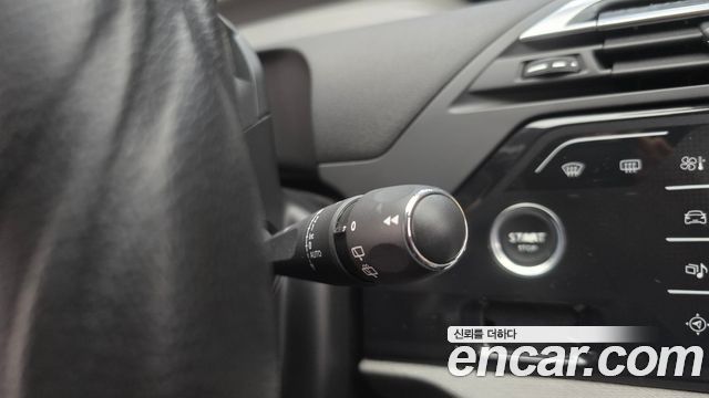 Citroën / DS C4 Picasso 2015 — photo 17