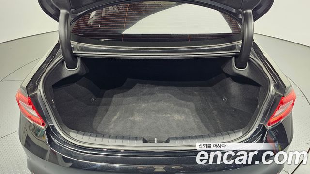 Hyundai Grandeur 2018 — photo 26