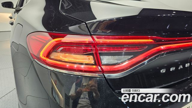 Hyundai Grandeur 2018 — photo 9