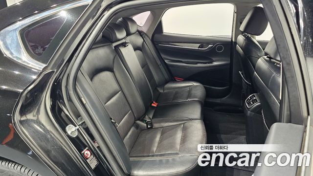 Hyundai Grandeur 2018 — photo 16