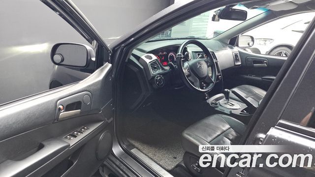 KG Mobility KORANDO 2017 — photo 10