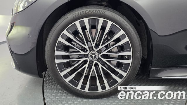 Mercedes-Benz S-Class 2021 — photo 5