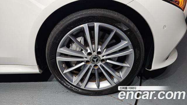Mercedes-Benz CLS-Class 2019 — photo 5