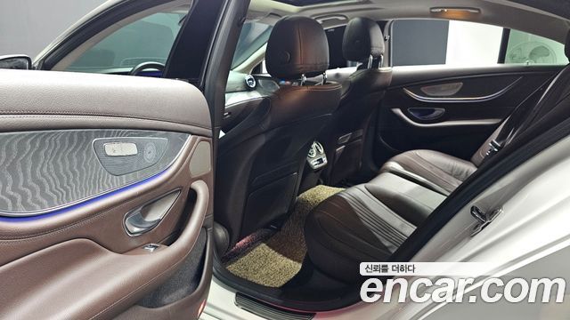 Mercedes-Benz CLS-Class 2019 — photo 16