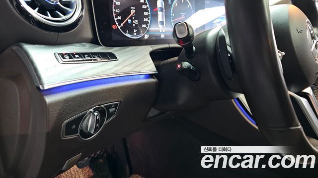 Mercedes-Benz CLS-Class 2019 — photo 29