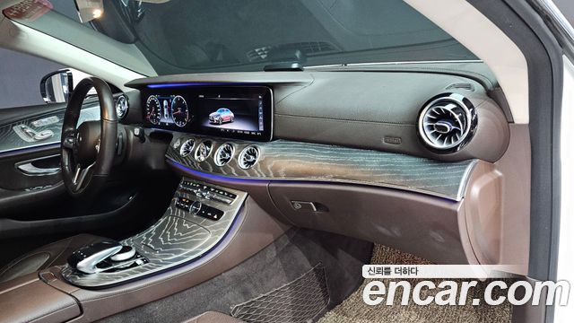 Mercedes-Benz CLS-Class 2019 — photo 31