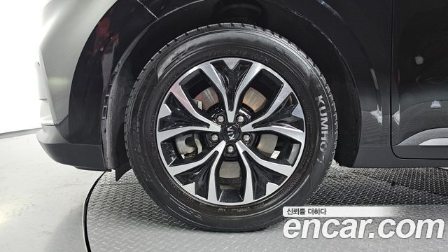 Kia Canival 2021 — photo 5