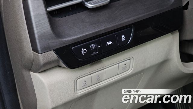 Kia Canival 2021 — photo 13