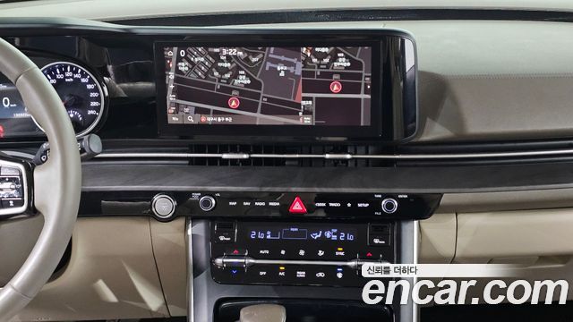 Kia Canival 2021 — photo 14