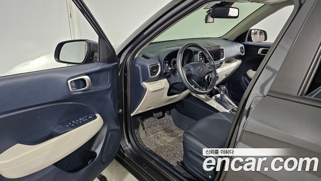 Hyundai Venue 2021 — photo 10
