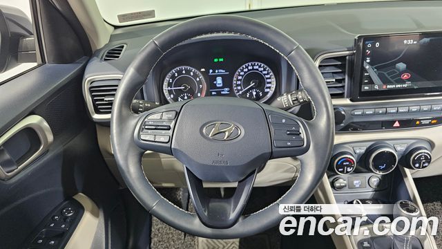 Hyundai Venue 2021 — photo 13