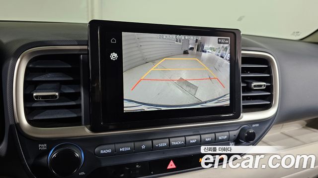 Hyundai Venue 2021 — photo 17