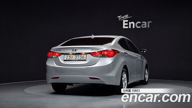 Hyundai AVANTE 2012 — photo 4