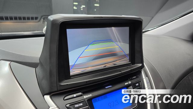 Hyundai AVANTE 2012 — photo 21