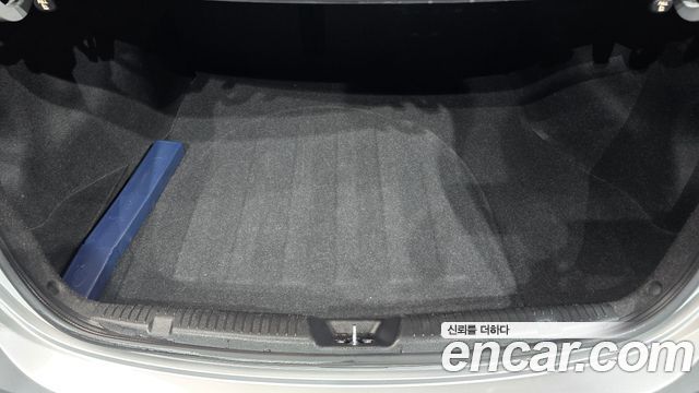 Hyundai AVANTE 2012 — photo 24