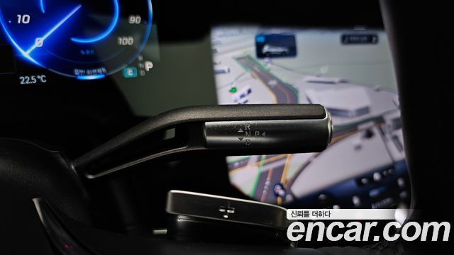 Mercedes-Benz EQS 2023 — photo 12