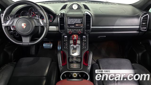 Porsche Cayenne 2012 — photo 7