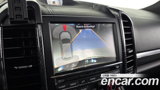Porsche Cayenne 2012 — photo 15