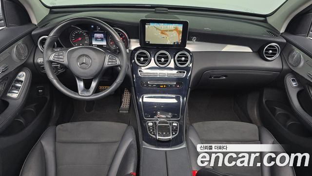 Mercedes-Benz GLC-Class 2019 — photo 10